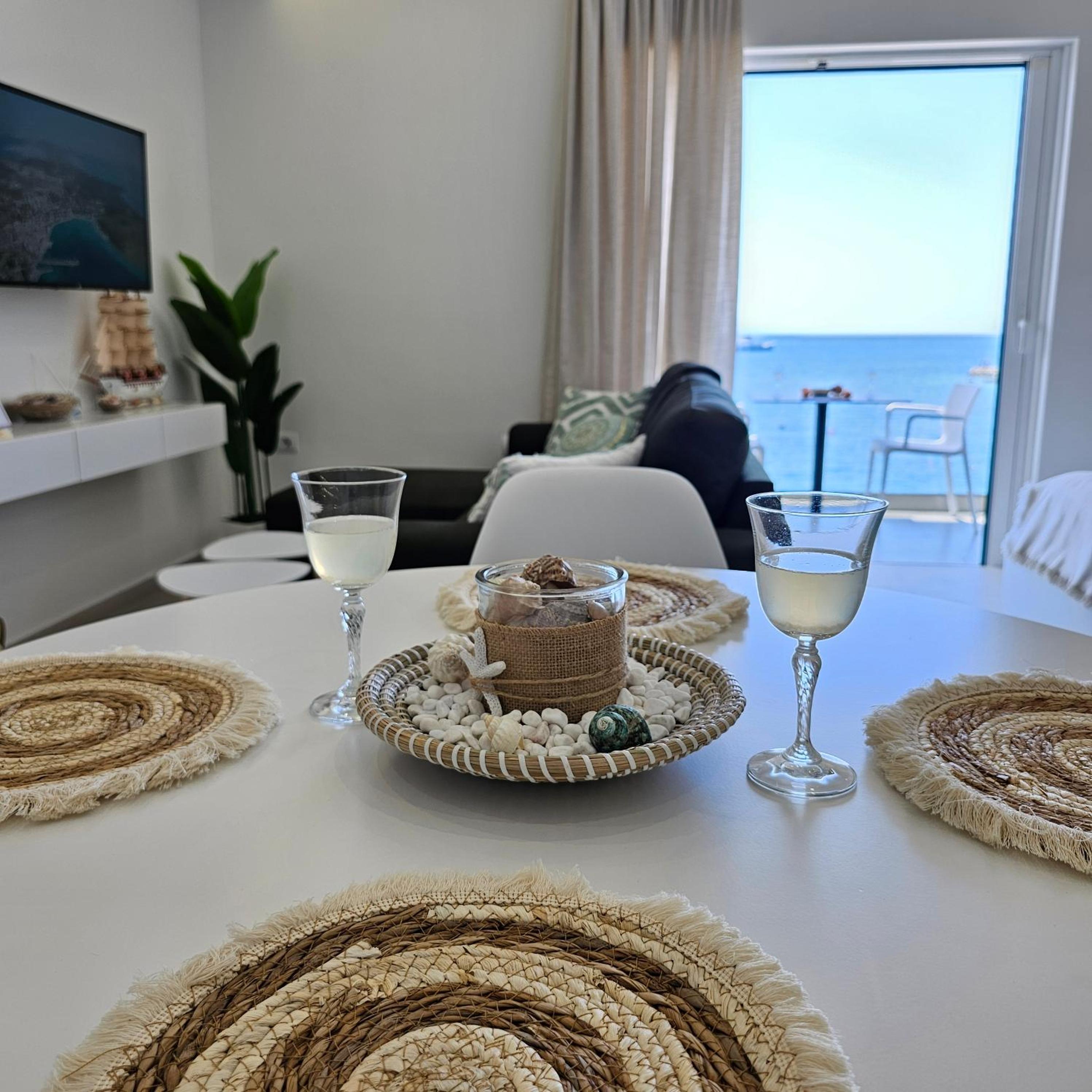 Ares Beachfront Luxury Rooms