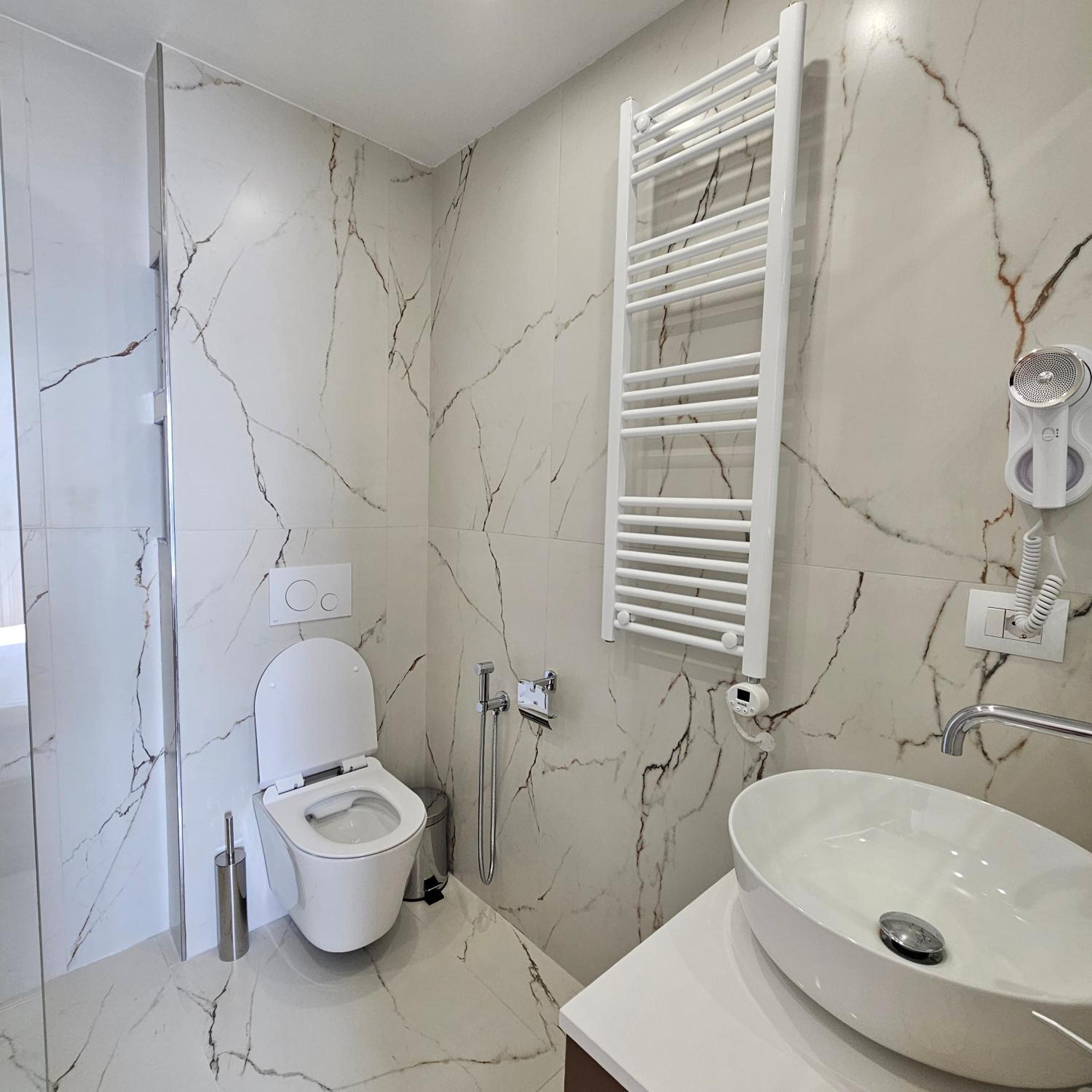 Ares Beachfront Luxury Rooms