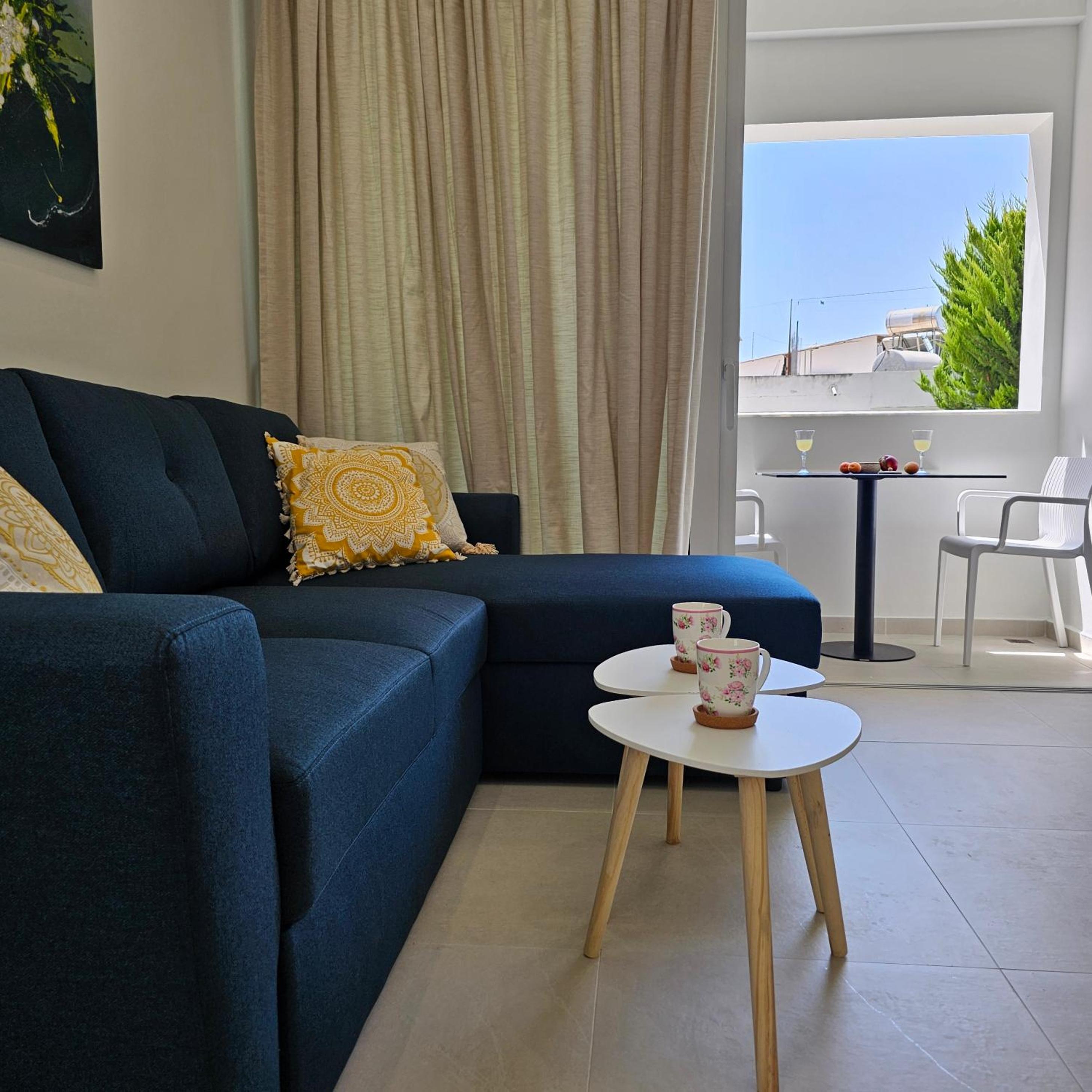 Ares Beachfront Luxury Rooms