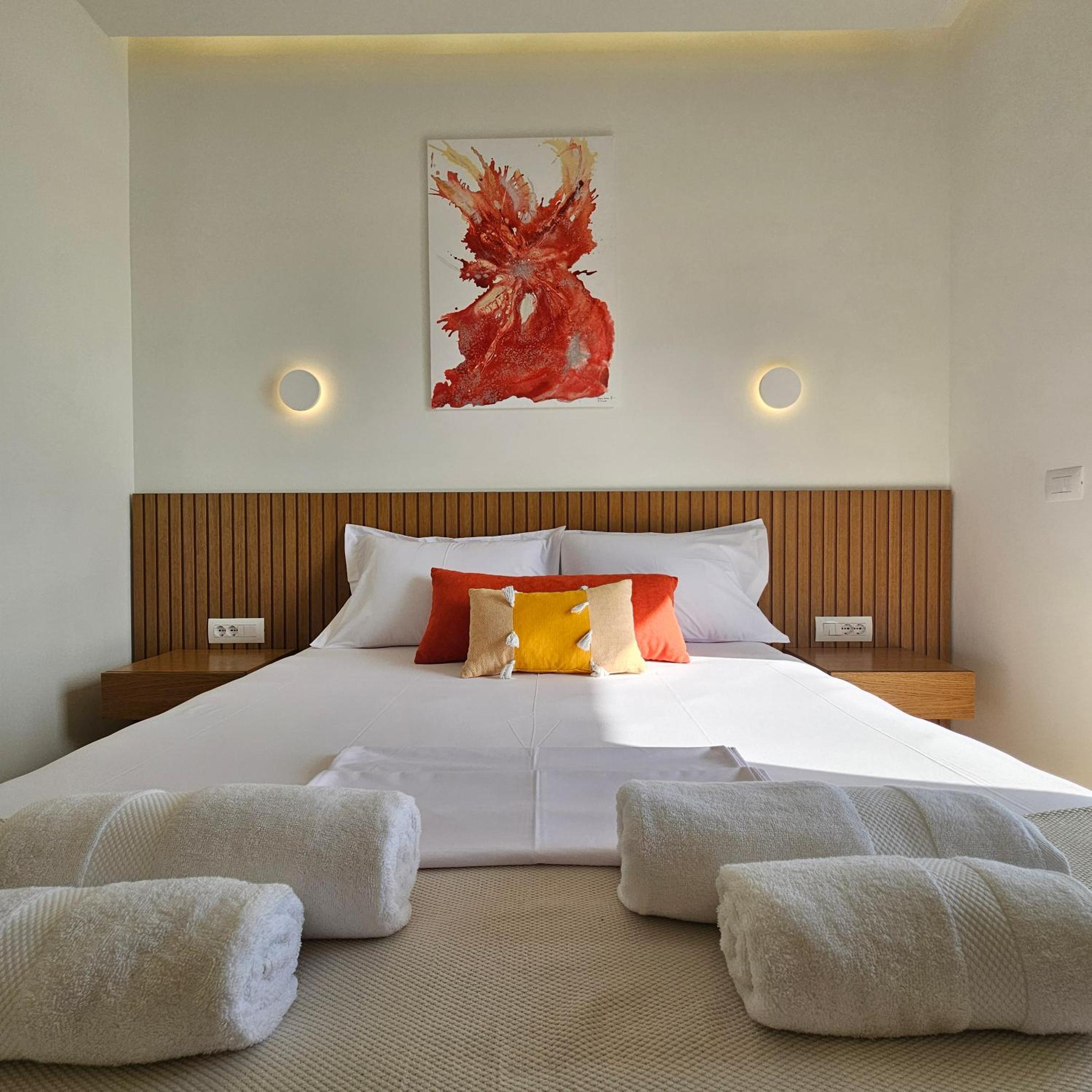 Ares Beachfront Luxury Rooms