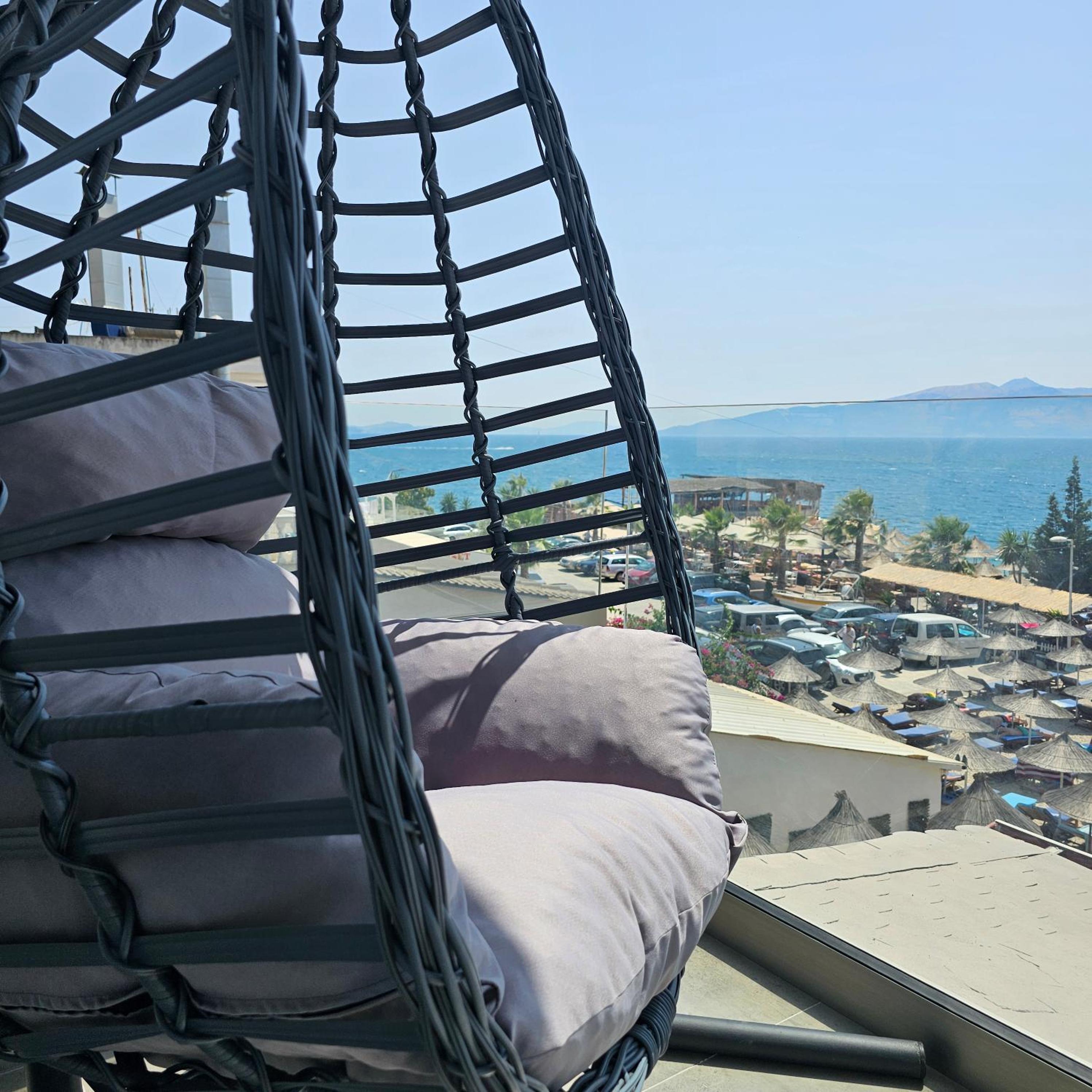 Ares Beachfront Luxury Rooms