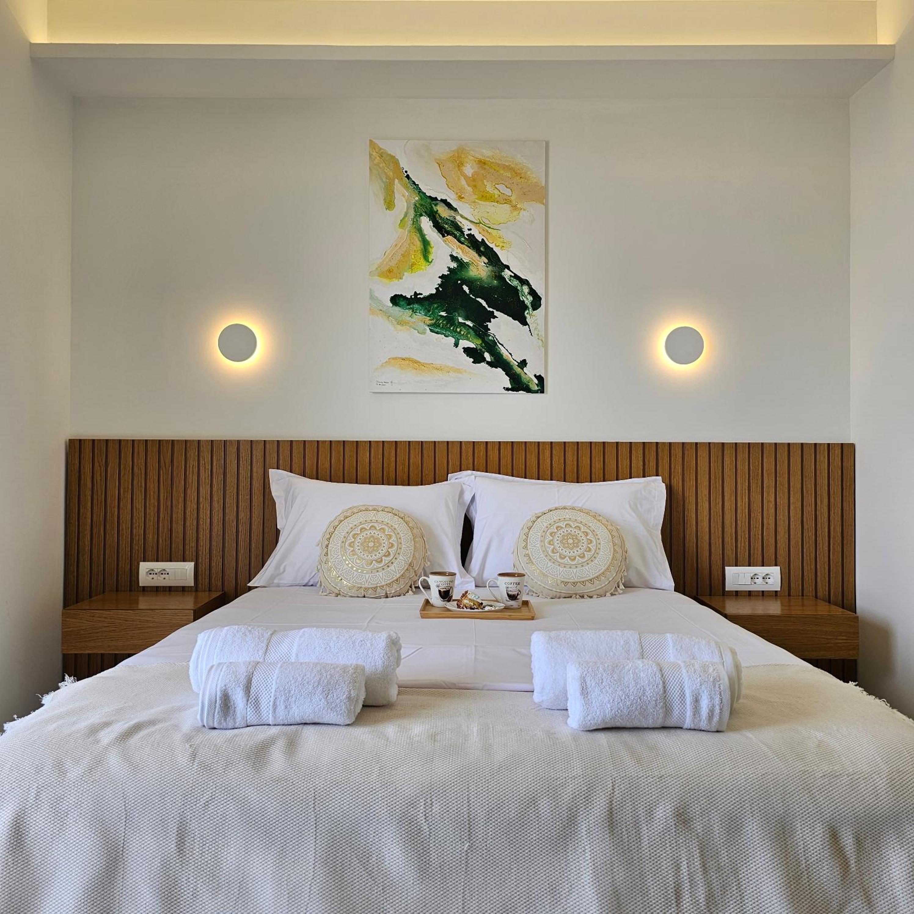 Ares Beachfront Luxury Rooms