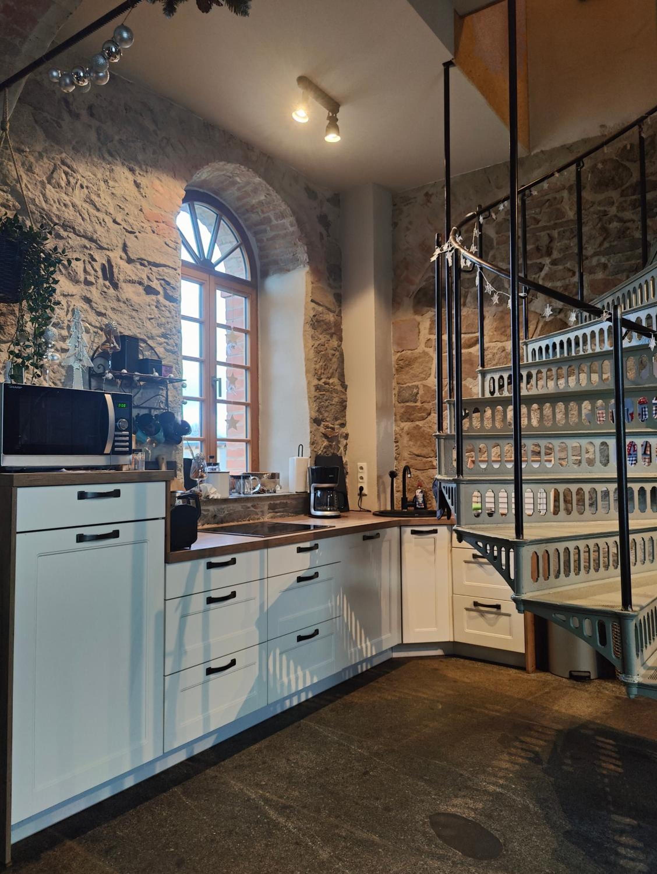 HexenburgbeiDresden Maisonette über 2 Etagen mit 4 Schlafzimmern, Kamin, Terrasse und Faßsauna, Nähe Sächsische Schweiz Dresden