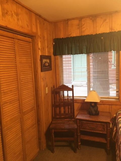 Golden Bear Cottages