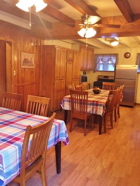 Golden Bear Cottages