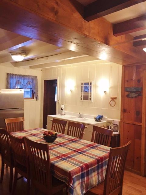 Golden Bear Cottages