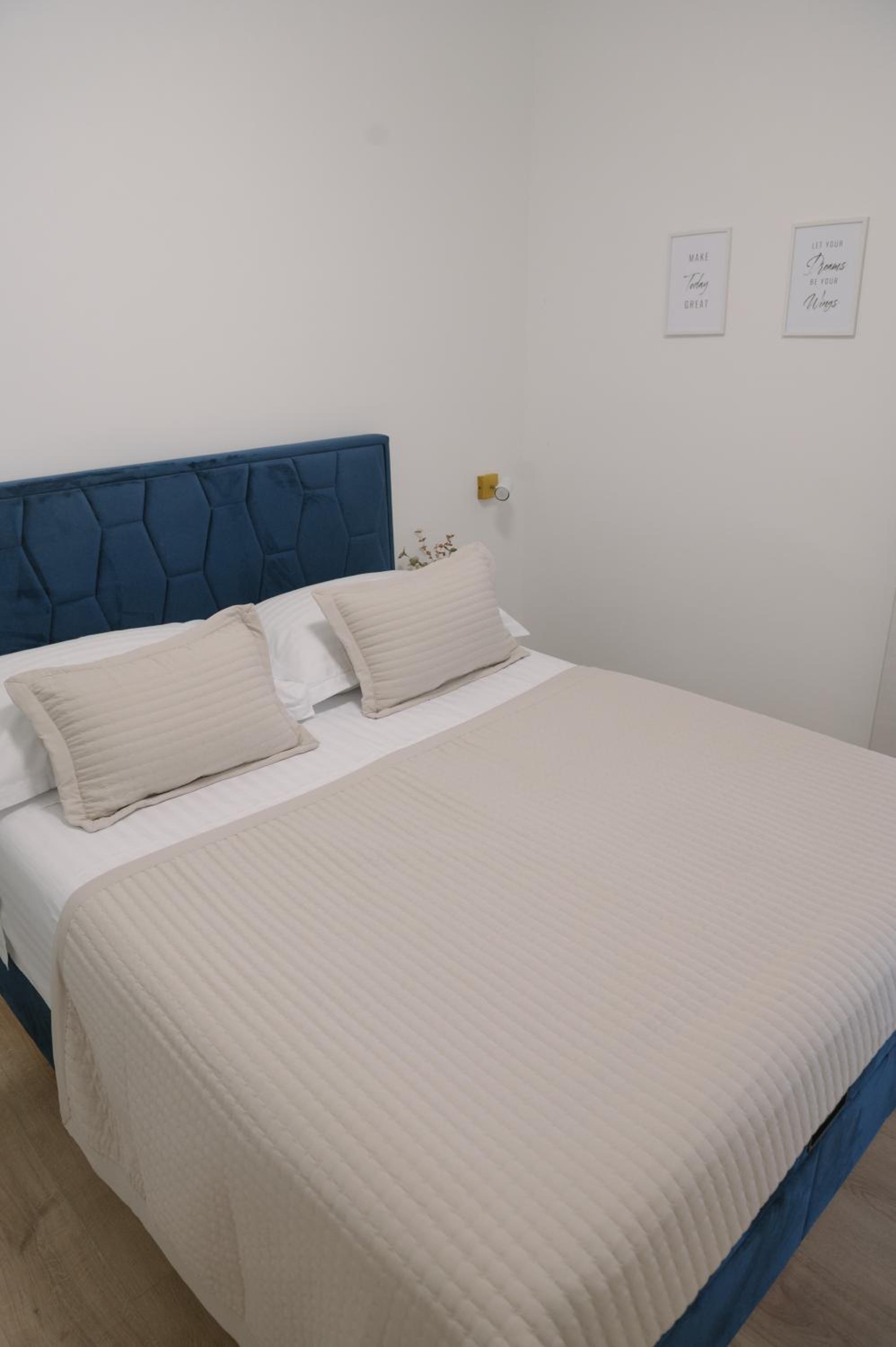 Studio apartman Plautila view 3