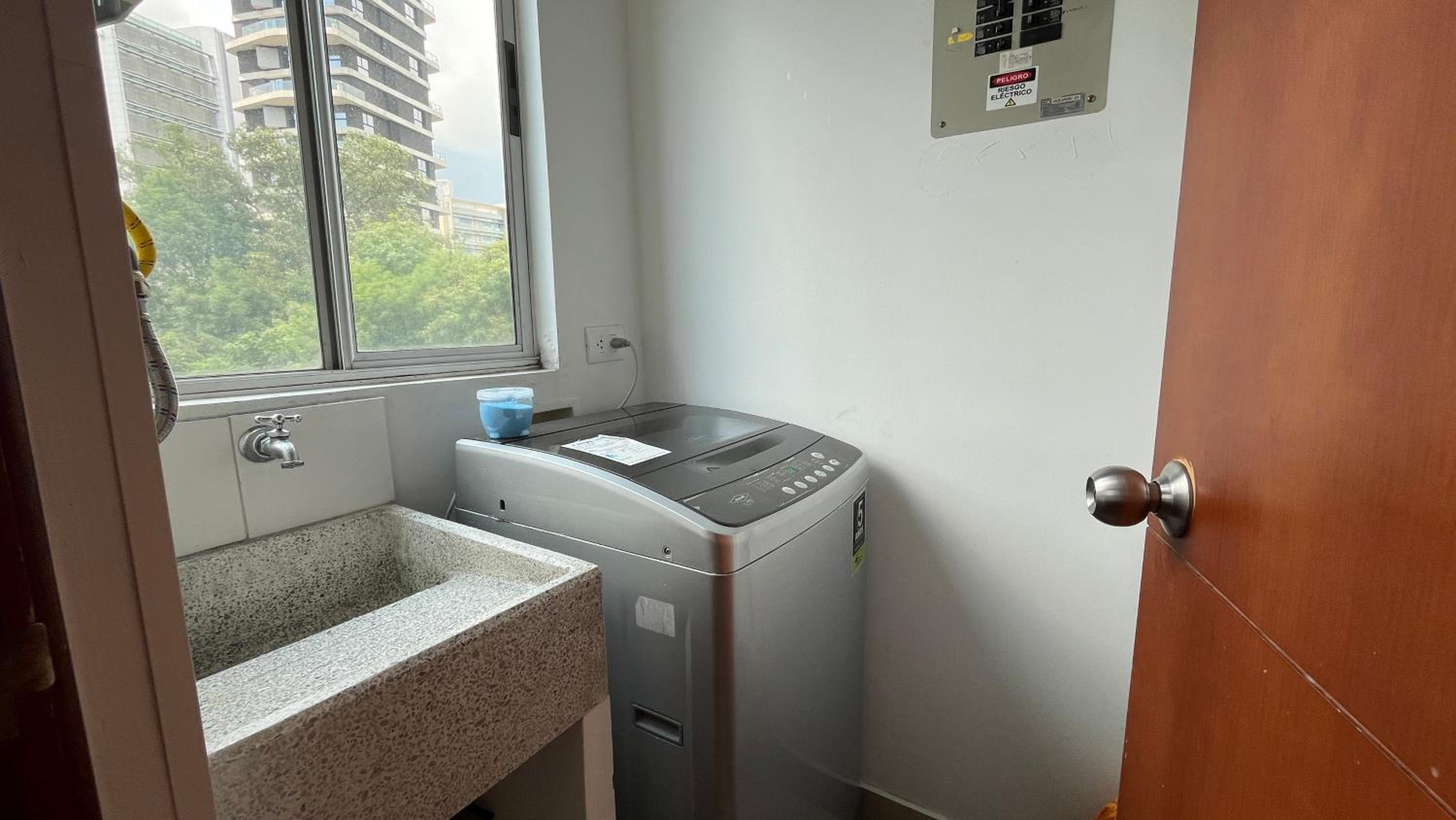 Blux Apartments Medellin