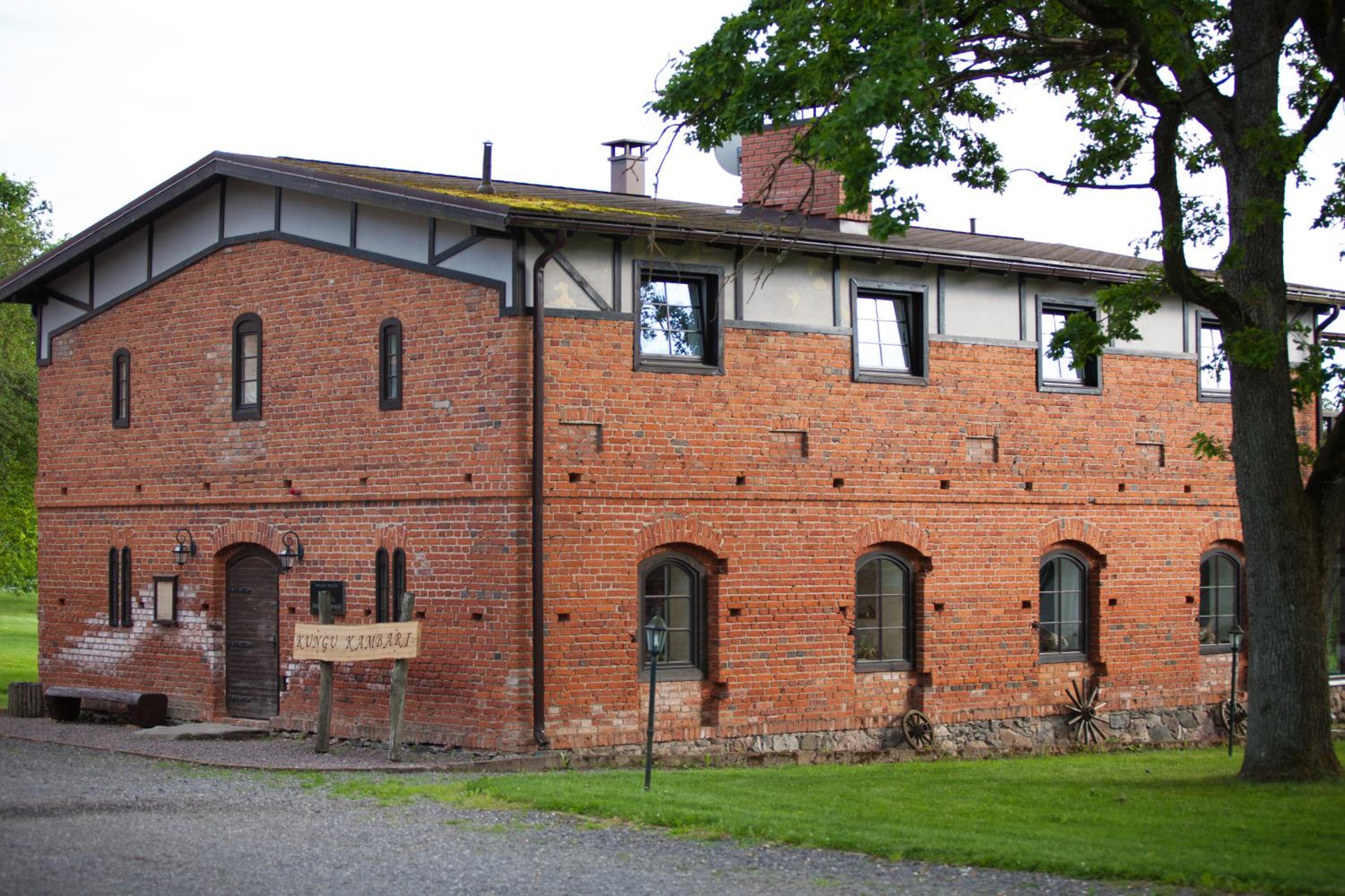 Photo 34