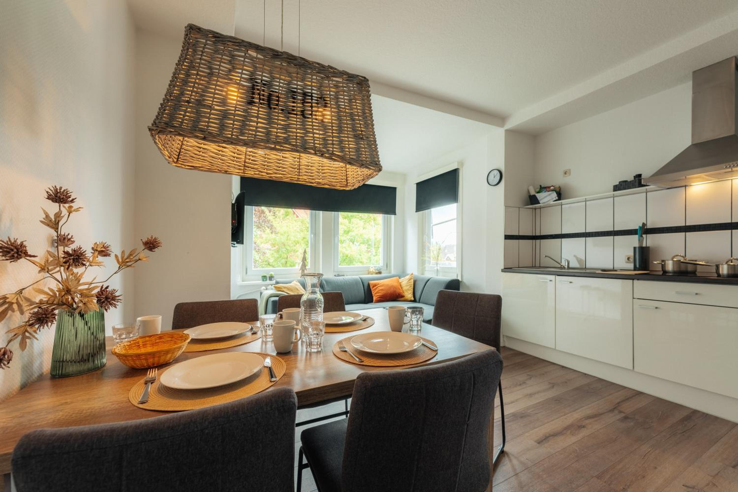 Haus Sonneck - Apartmenthaus - Sonnenterrasse mit Grill - 1-8 Personen - ruhige Lage mit Blick über Braunlage