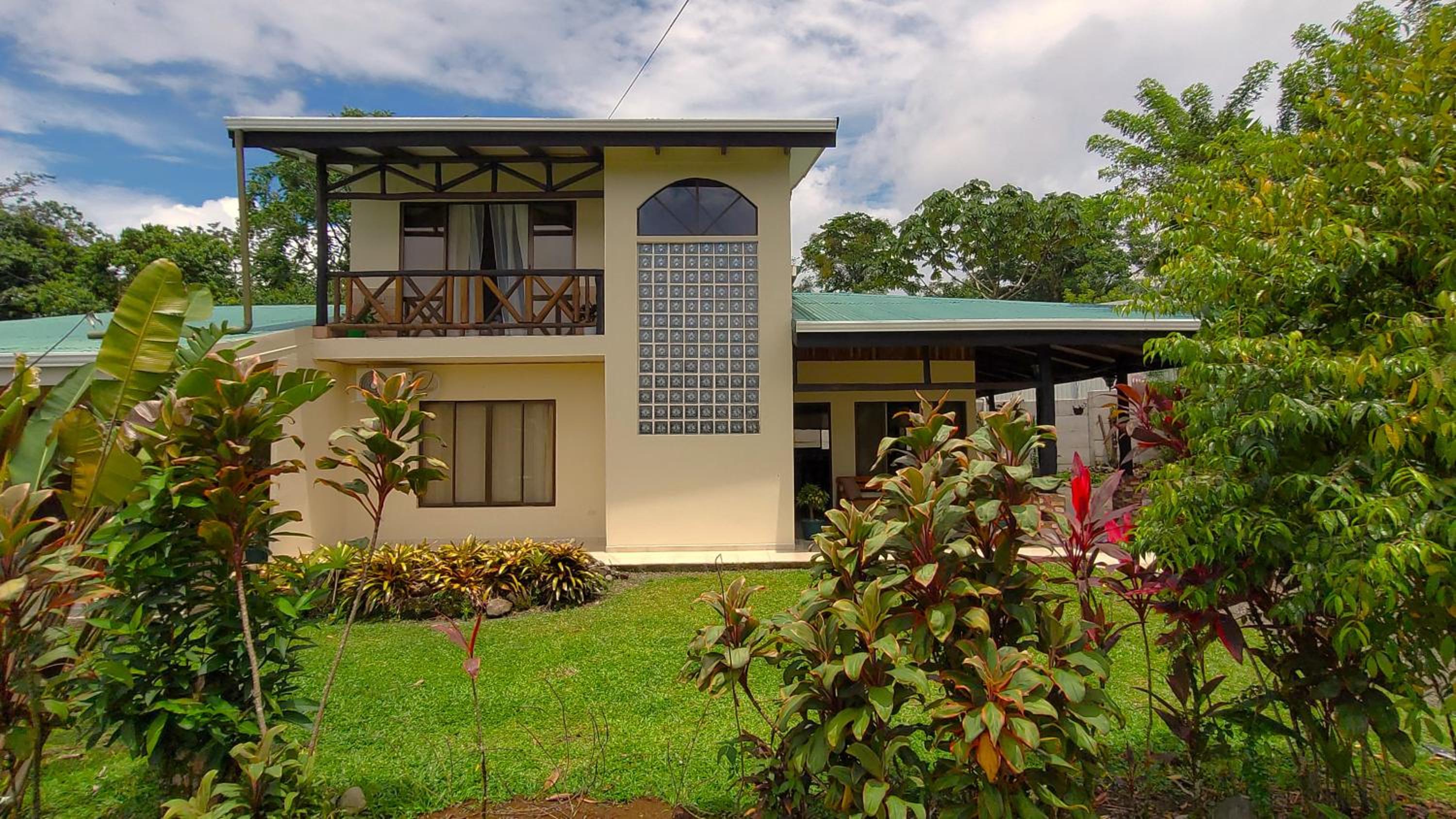Arenal Gardens Villa