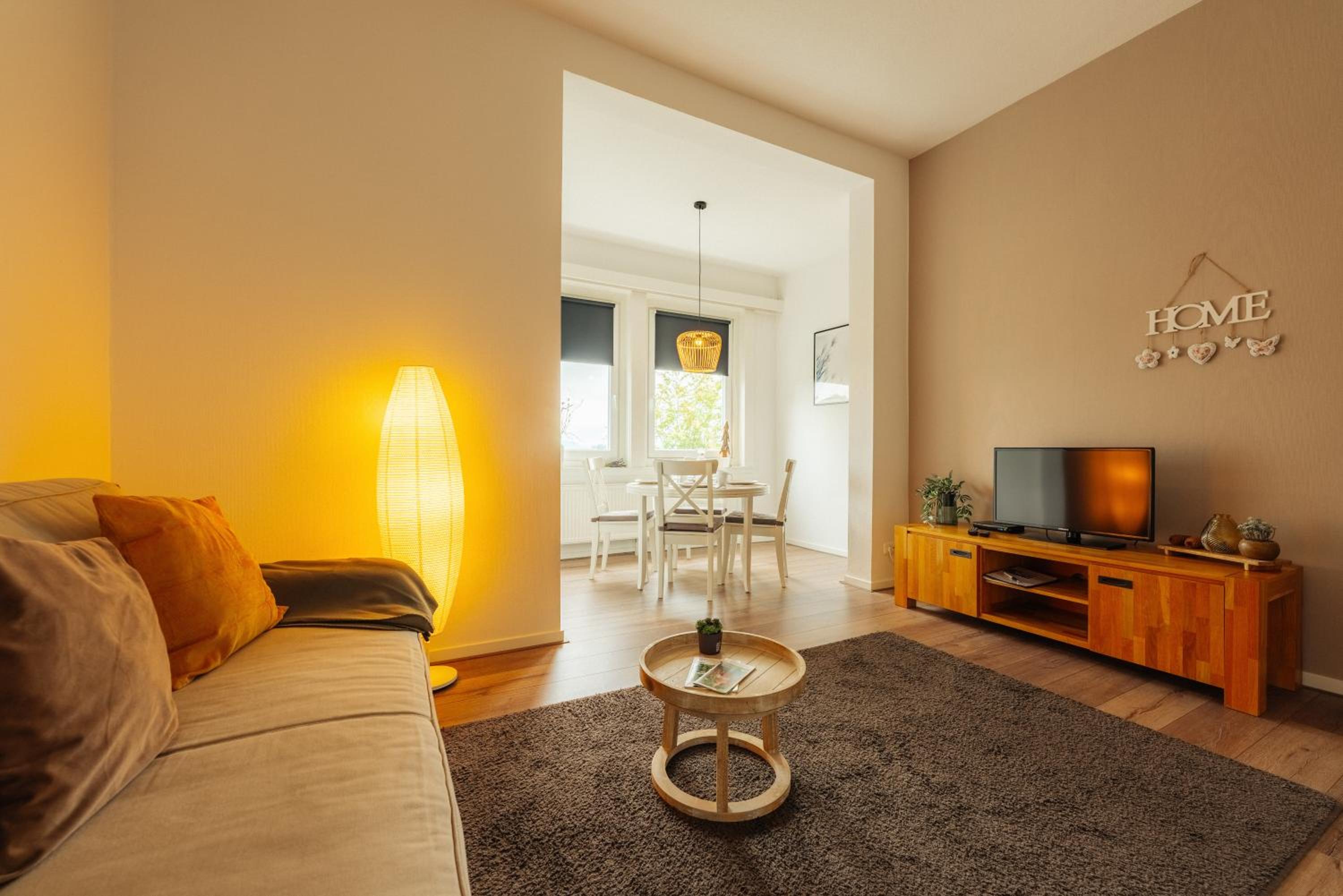 Haus Sonneck - Apartmenthaus - Sonnenterrasse mit Grill - 1-8 Personen - ruhige Lage mit Blick über Braunlage