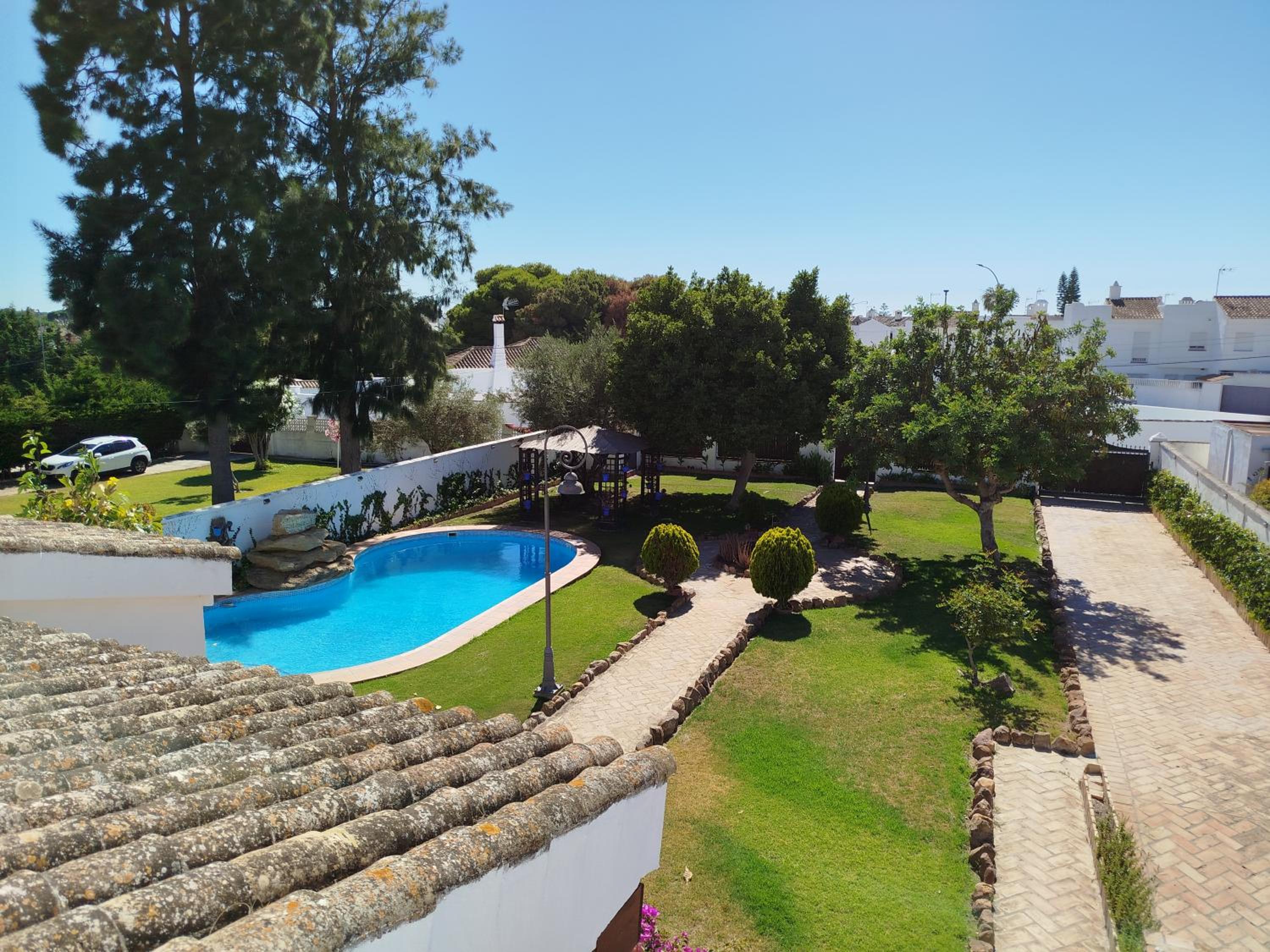 Gran Casa con Piscina Privada by Chiclana Dreams