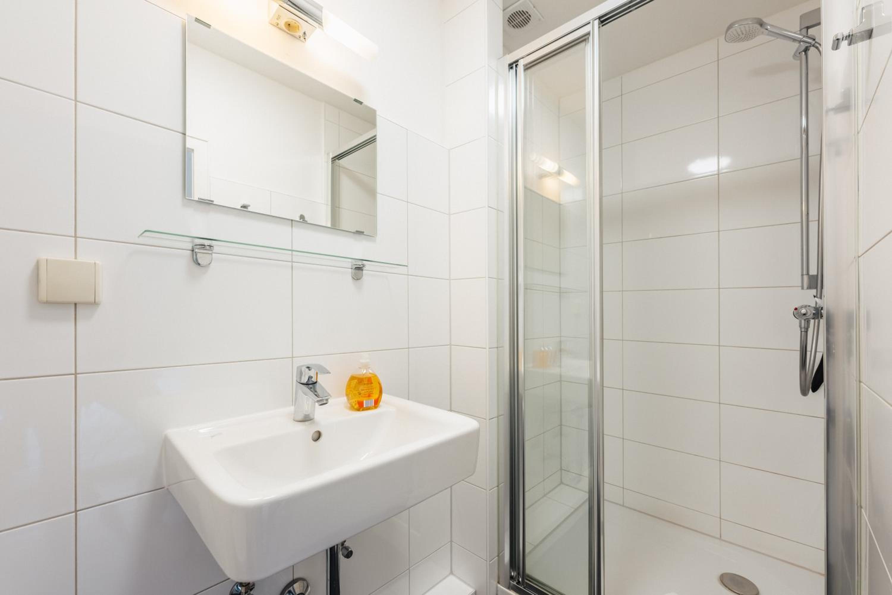 Haus Sonneck - Apartmenthaus - Sonnenterrasse mit Grill - 1-8 Personen - ruhige Lage mit Blick über Braunlage