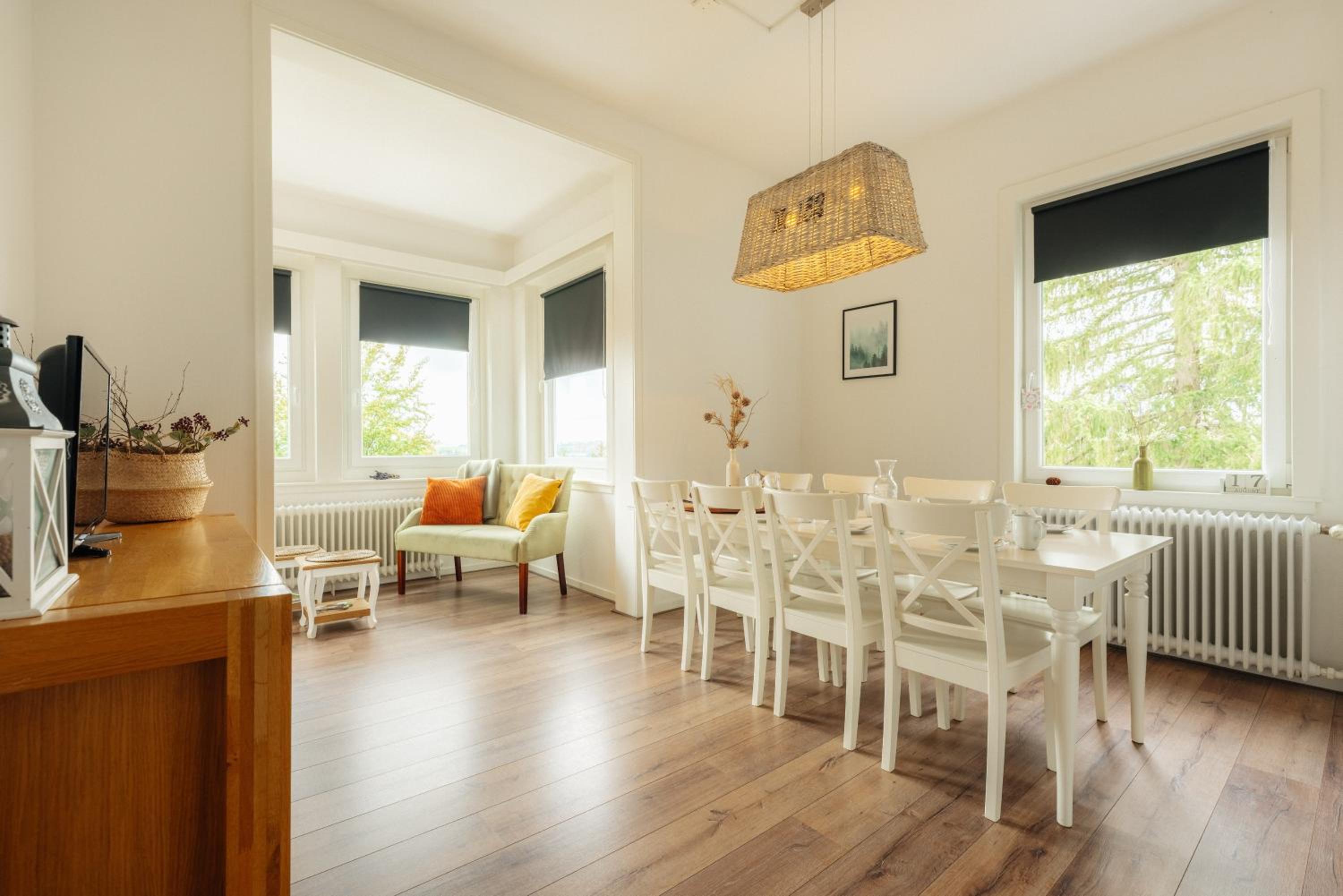 Haus Sonneck - Apartmenthaus - Sonnenterrasse mit Grill - 1-8 Personen - ruhige Lage mit Blick über Braunlage