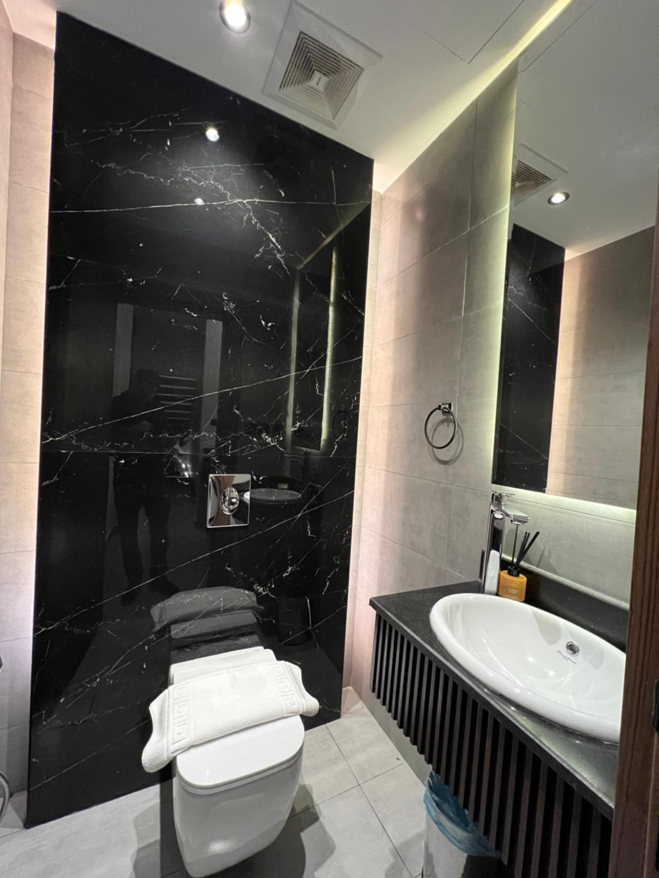 Super Luxury SweetHome view 4
