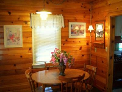 Golden Bear Cottages