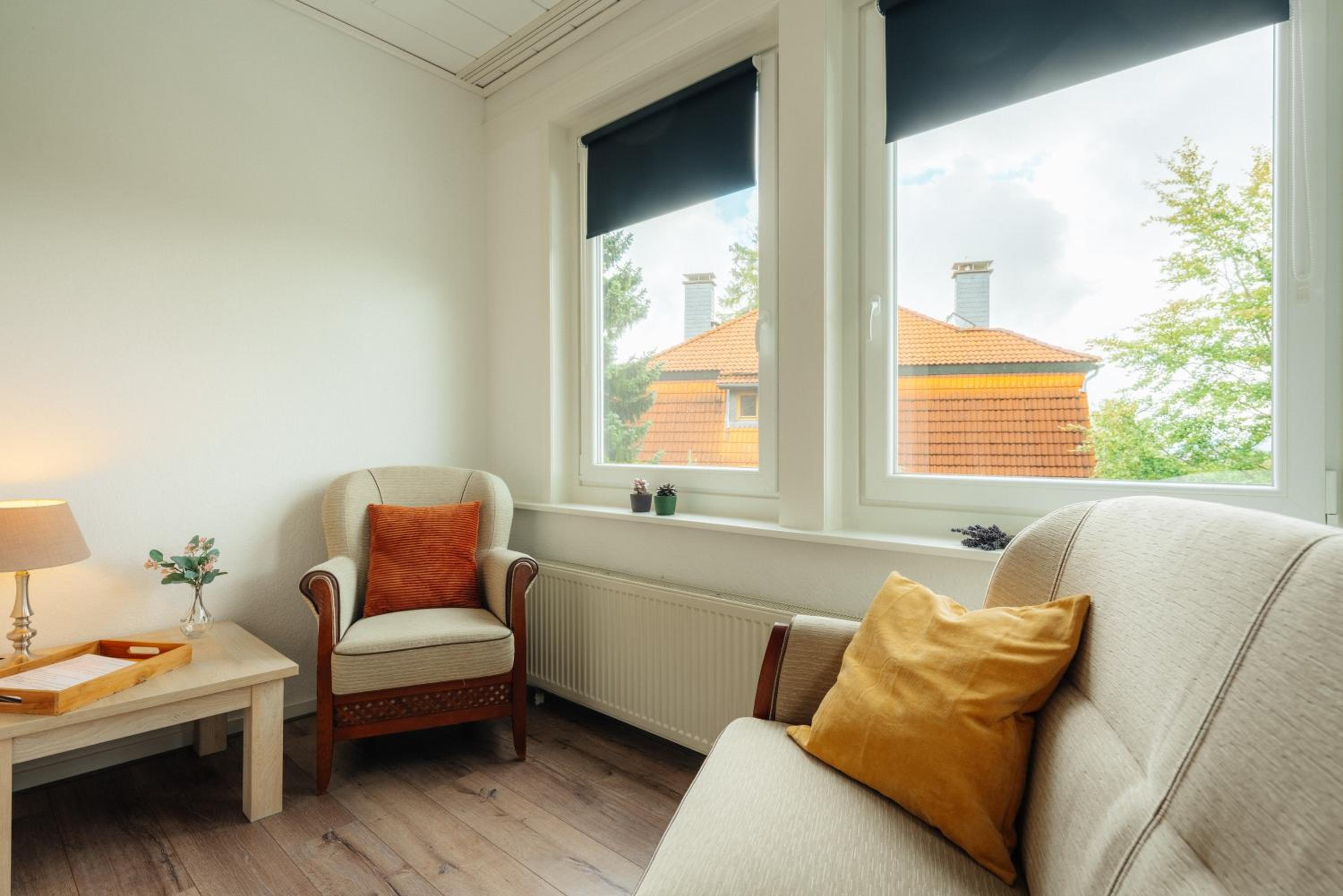 Haus Sonneck - Apartmenthaus - Sonnenterrasse mit Grill - 1-8 Personen - ruhige Lage mit Blick über Braunlage