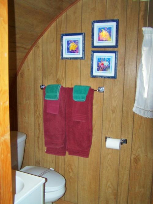 Golden Bear Cottages