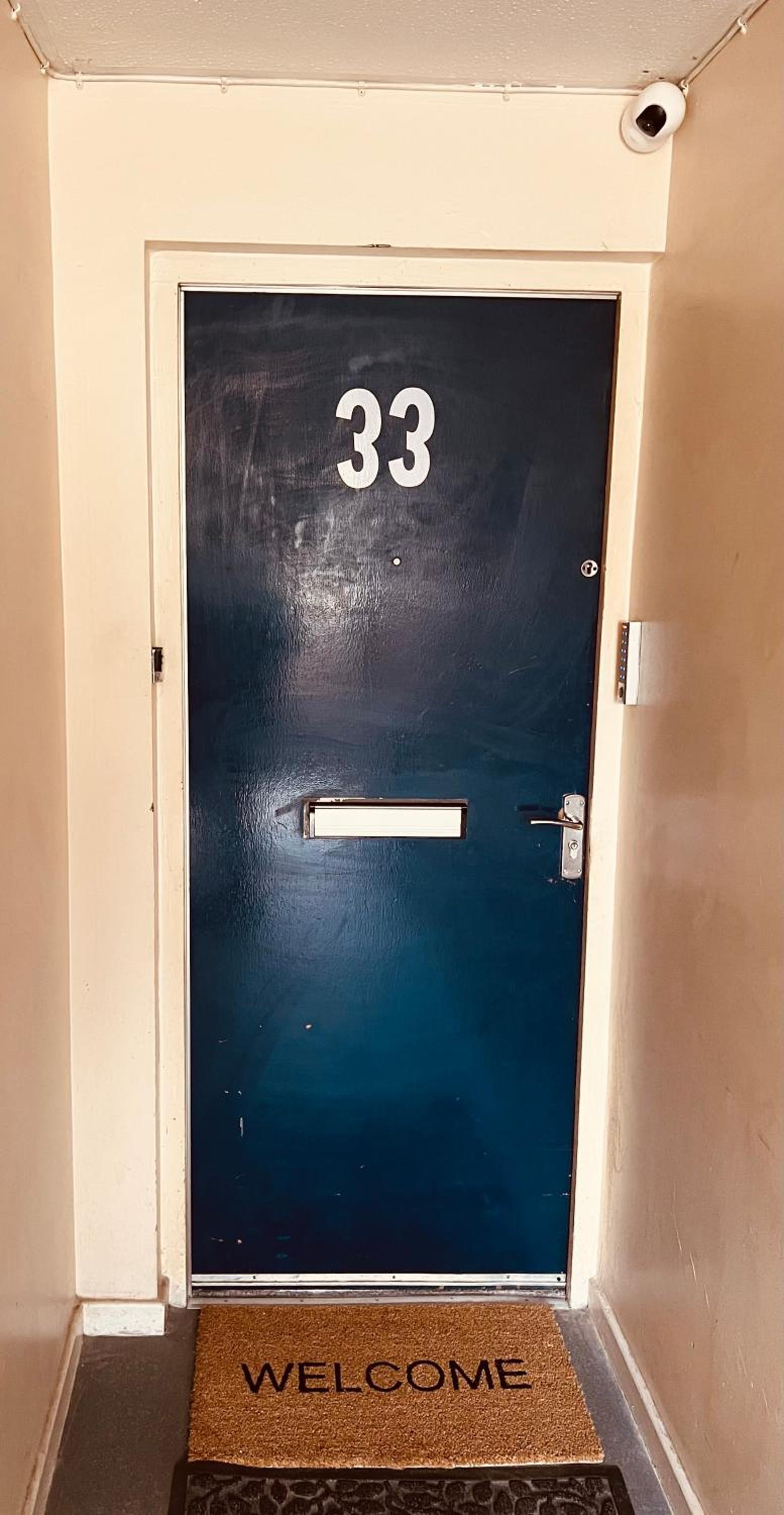 Lovely Entire Flat with Private Balcony in Euston-Central London