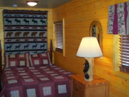 Golden Bear Cottages