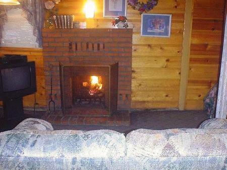 Golden Bear Cottages