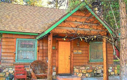Golden Bear Cottages