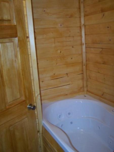 Golden Bear Cottages