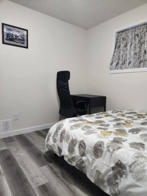 Modern 2 Bedroom Basement Suite Chappelle Edmonton