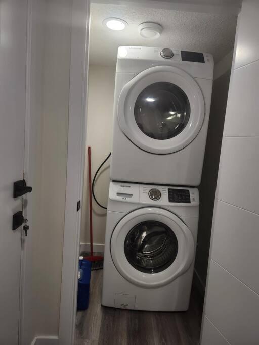Modern 2 Bedroom Basement Suite Chappelle Edmonton