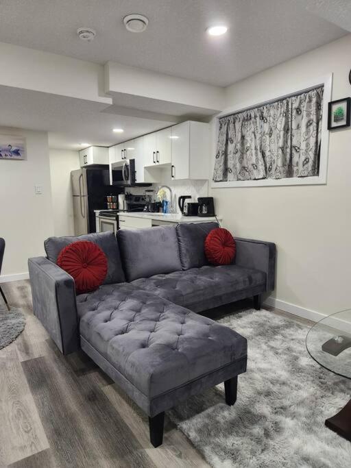Modern 2 Bedroom Basement Suite Chappelle Edmonton