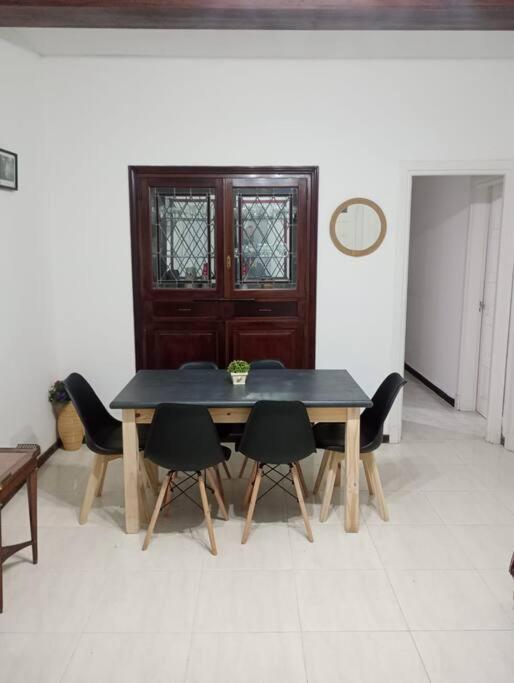 Casa con gran jardín