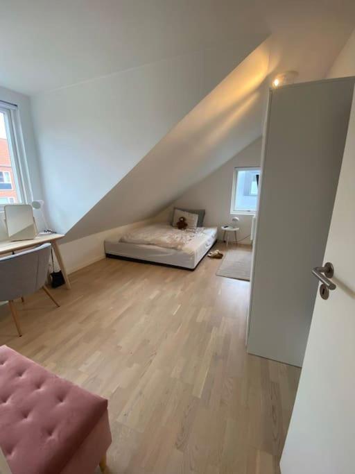 Totalrenoveret villa i Risskov