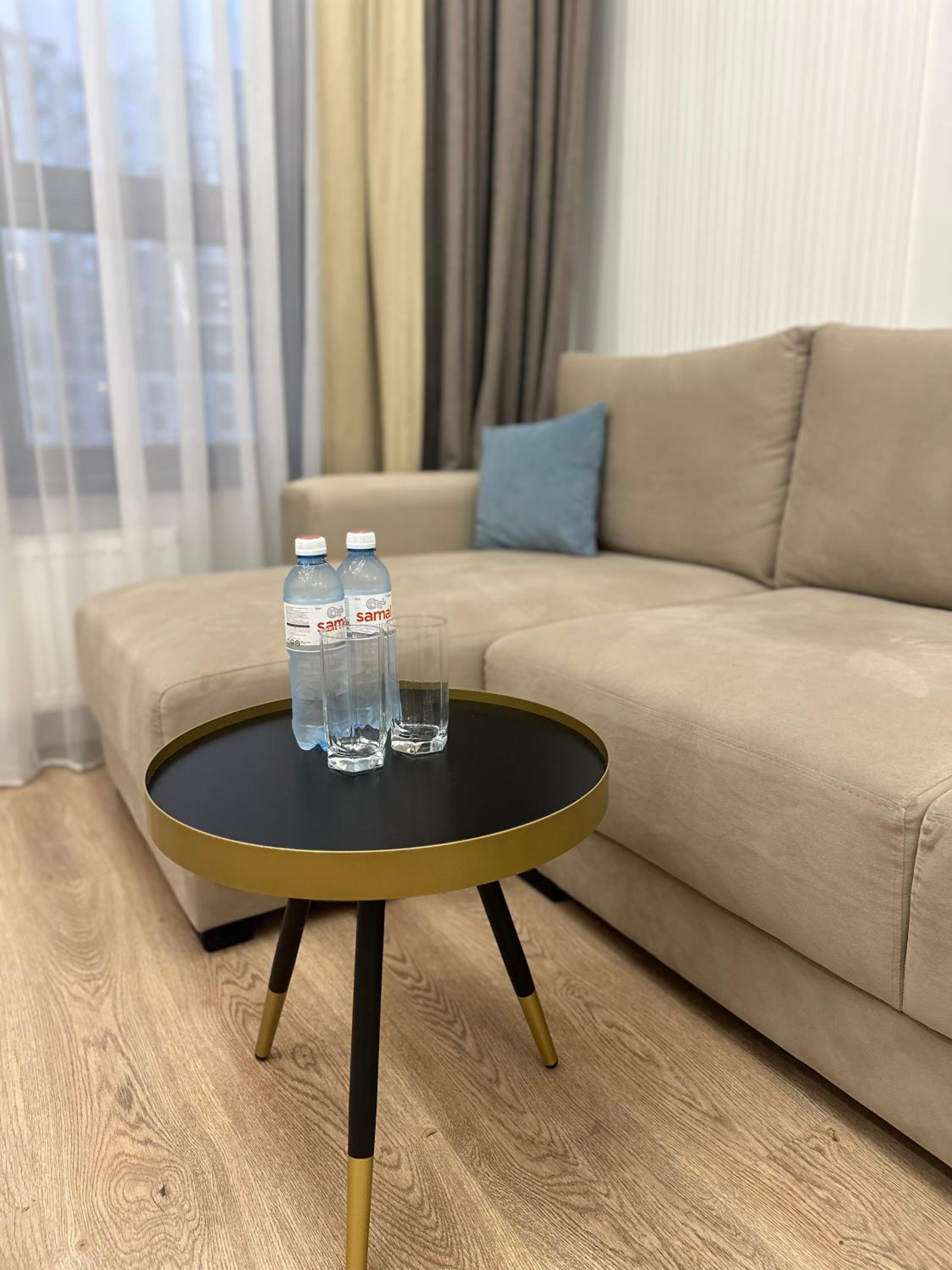 AMIR Apartments