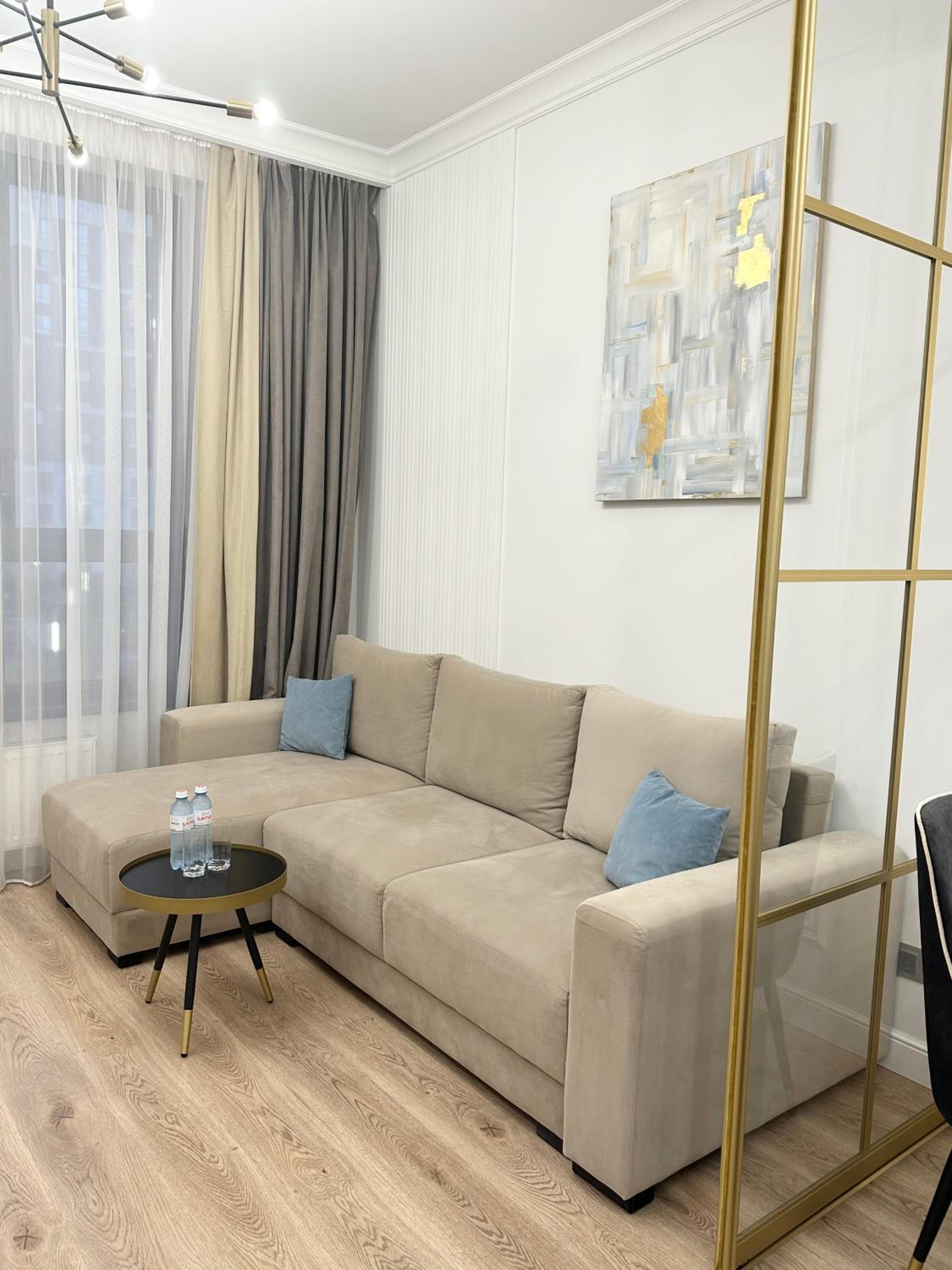 AMIR Apartments