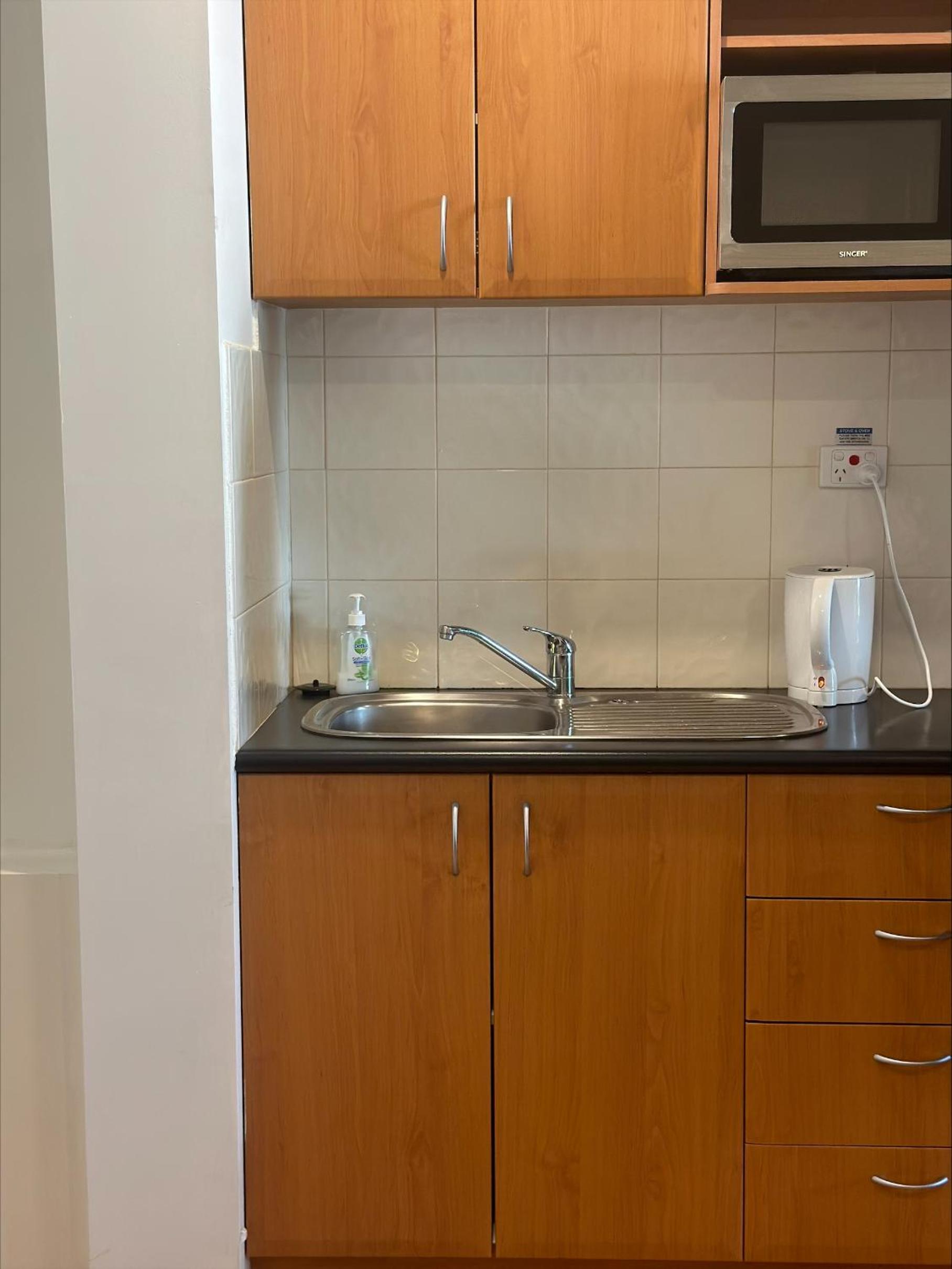 408 Abundant Abode CBD 1BR Best Location & Balcony