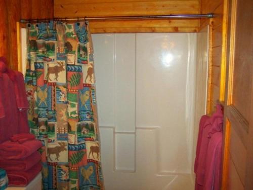 Golden Bear Cottages