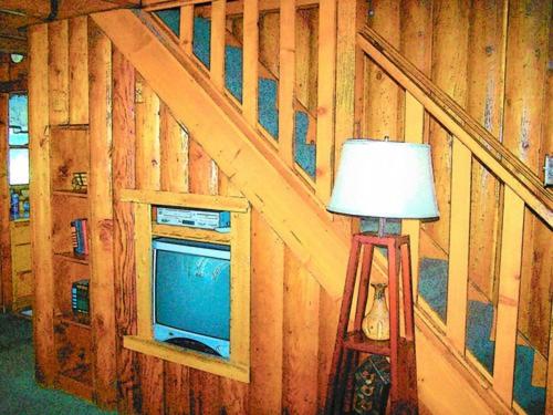 Golden Bear Cottages