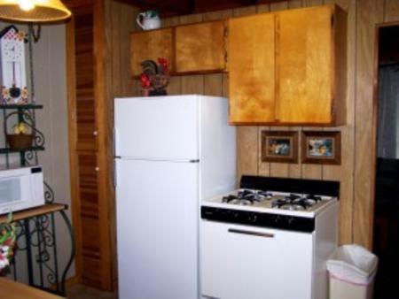 Golden Bear Cottages