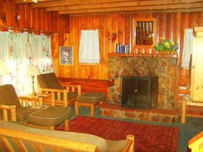 Golden Bear Cottages