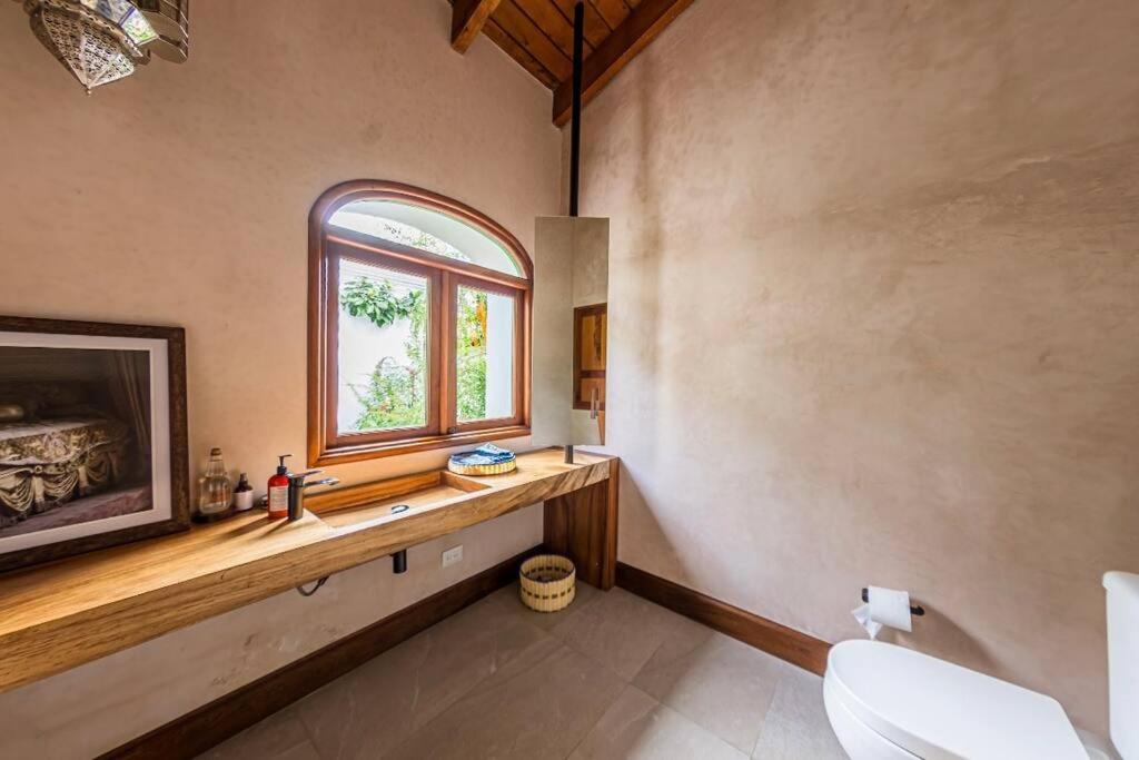 AN061 Antigua Luxury Home view 5