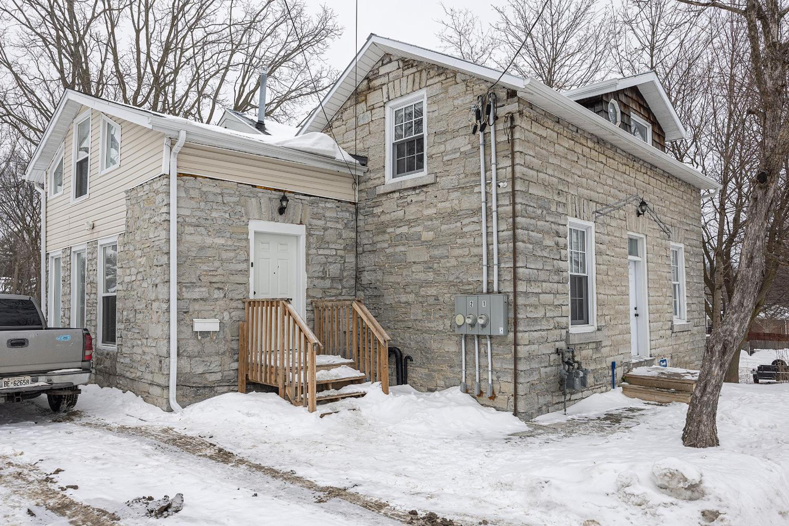 3 bedroom appartment-limestone
