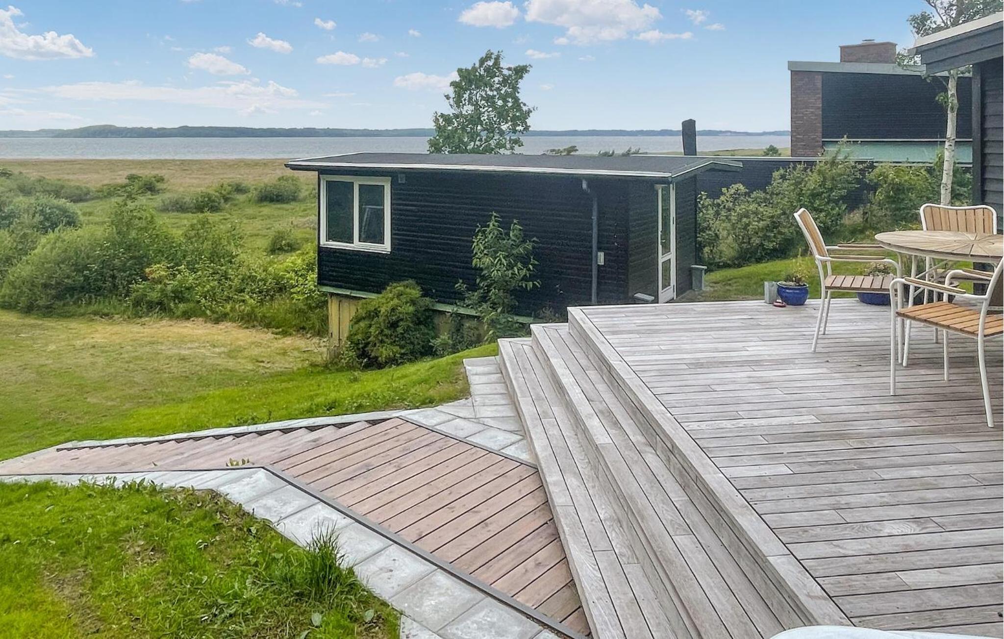 2 Bedroom Awesome Home In Højslev view 4