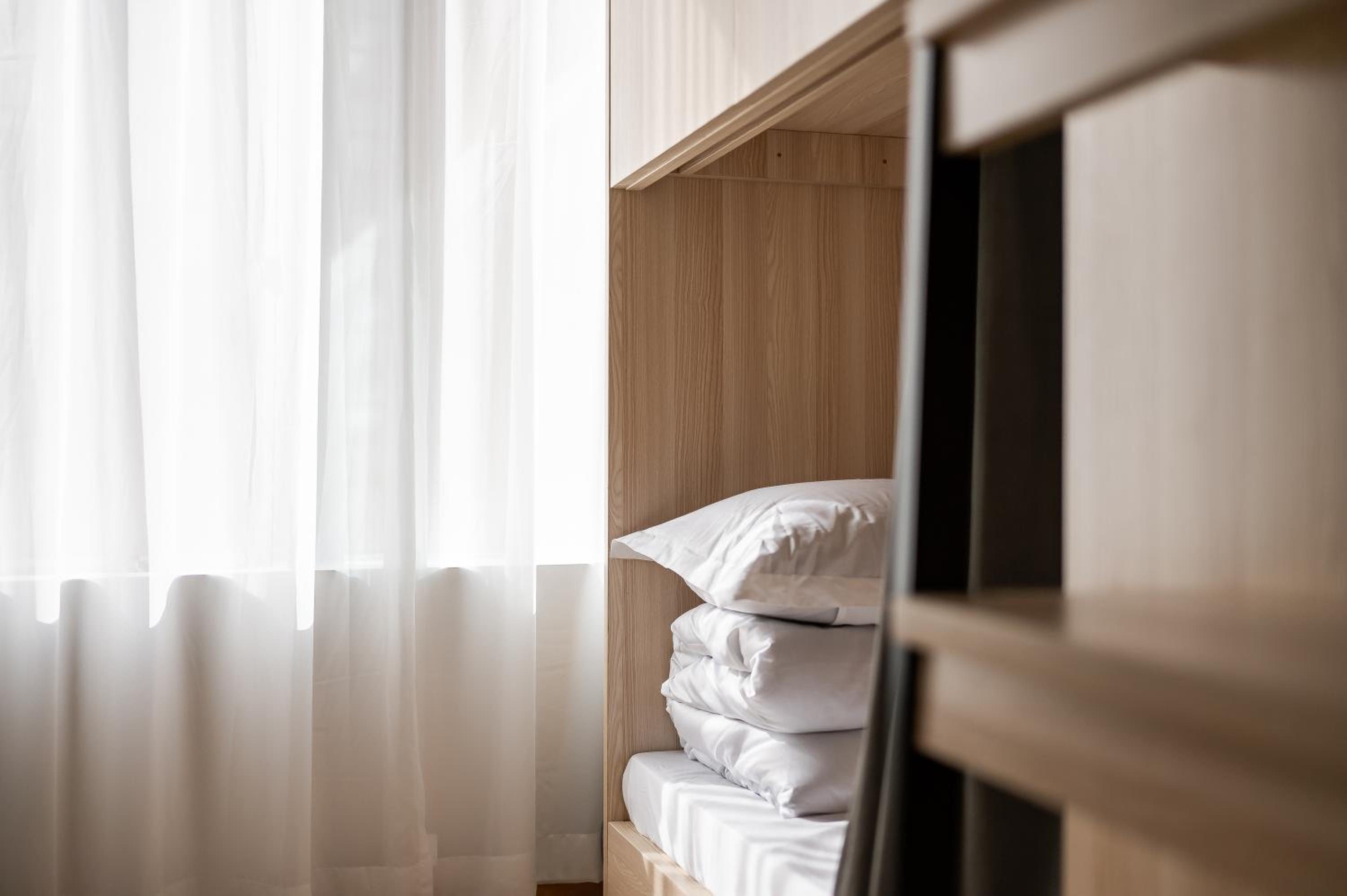 Dayin Youth Hostel - Old Town & People's Square& Rail Hub -Social Area -Bar -Café -Gym -Free Laundry Luggage Storage -24H Front Desk -English Service
