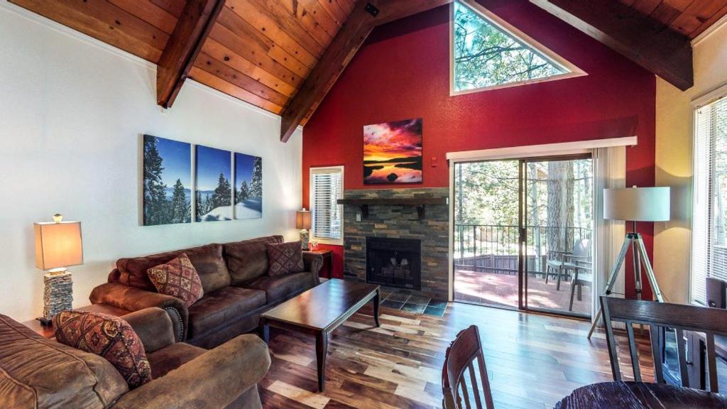 Lake Tahoe Vacations - North Lake Lodges Villas - Property Image 15