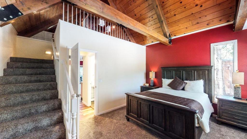 Lake Tahoe Vacations - North Lake Lodges Villas - Property Image 13