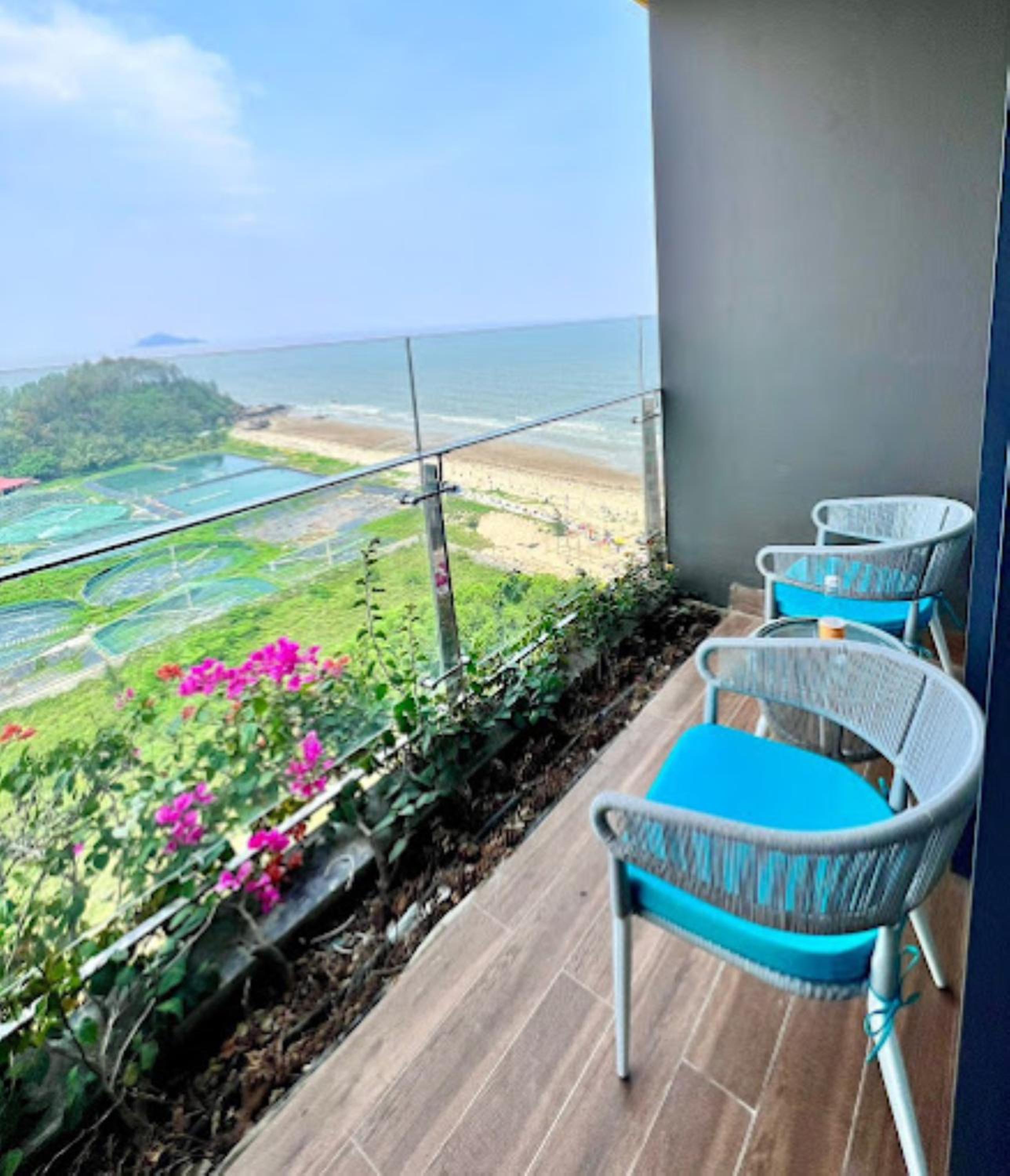 Ibiza Hải Tiến - View biển view 2