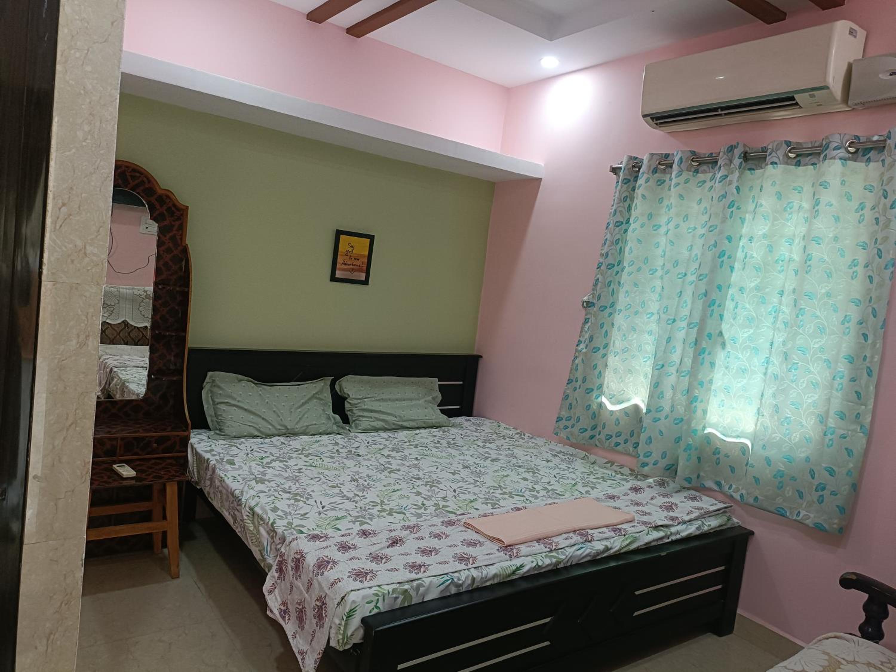 SREENIVASA HOME STAY