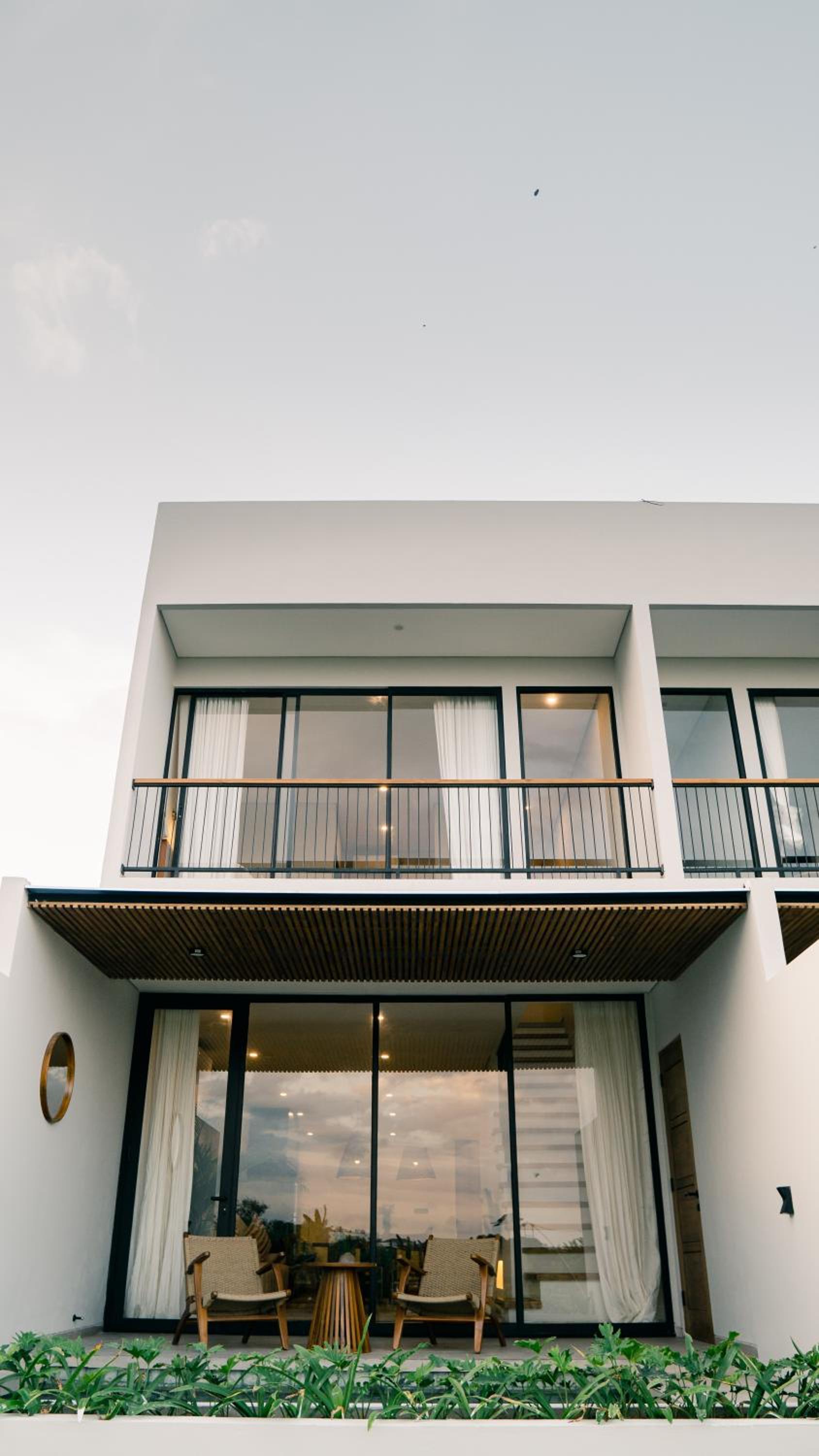 Hotel The Menuai Bali Villas Canggu - Image 1