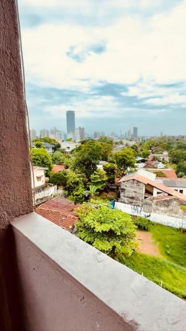 Budget Apartment Startfordhill Residencies